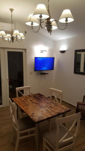 Garden apartmant near sea *NEW  Котор
